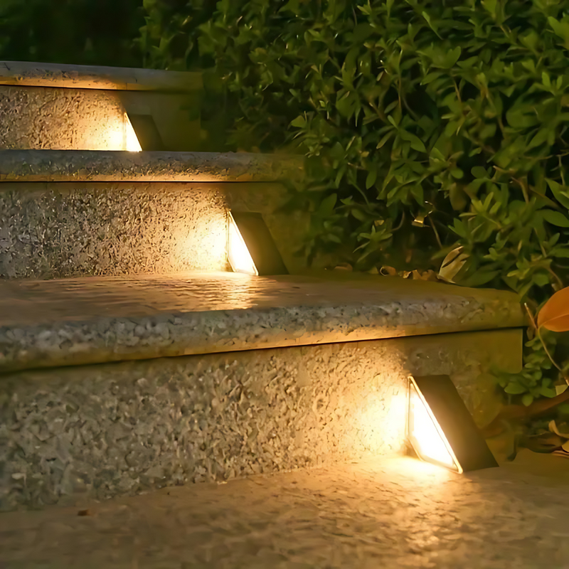 Step Right Solar Lights™